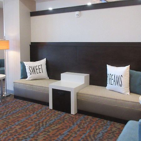 Sleep Inn & Suites Oregon - Madison Eksteriør billede
