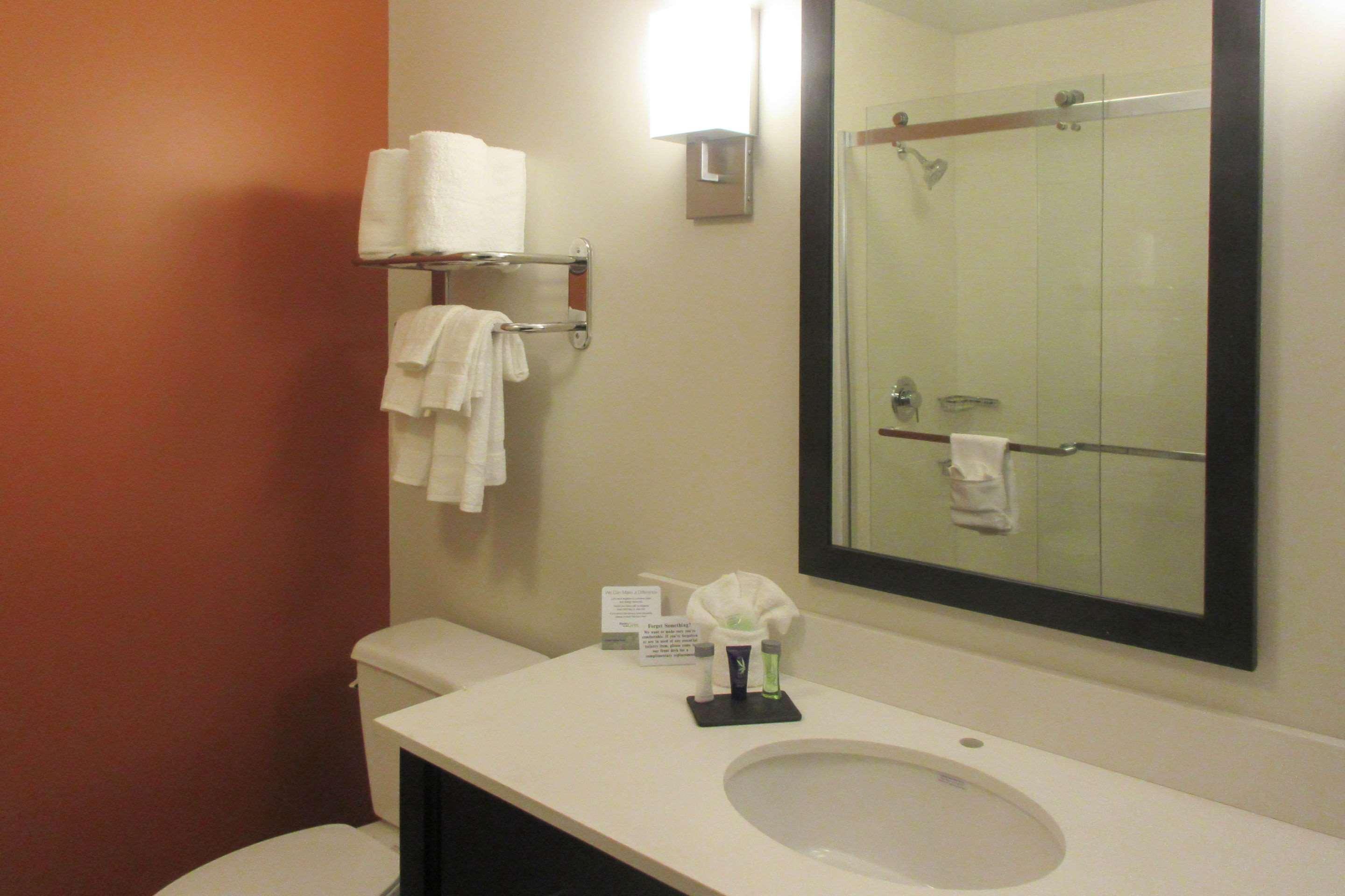 Sleep Inn & Suites Oregon - Madison Eksteriør billede
