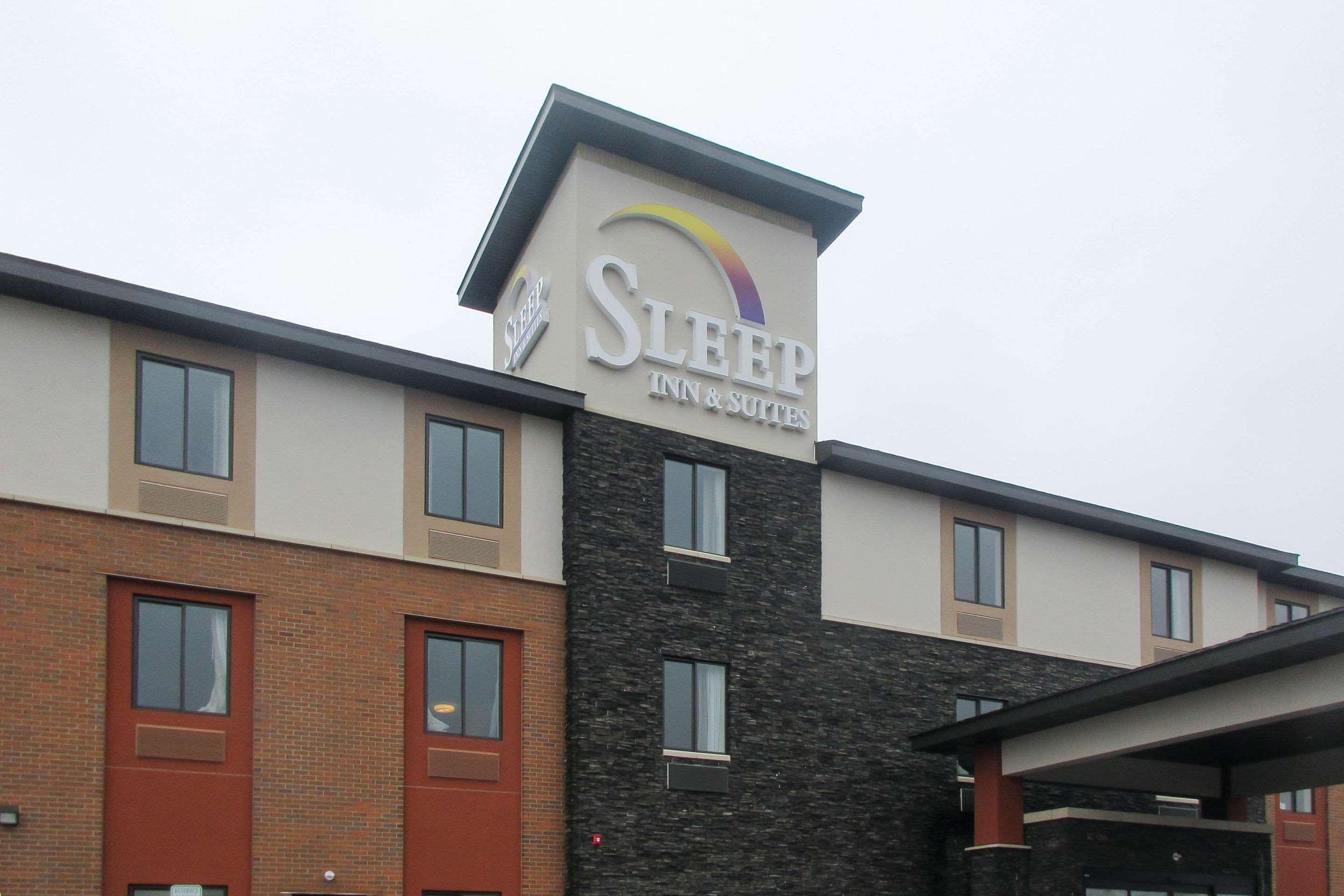 Sleep Inn & Suites Oregon - Madison Eksteriør billede